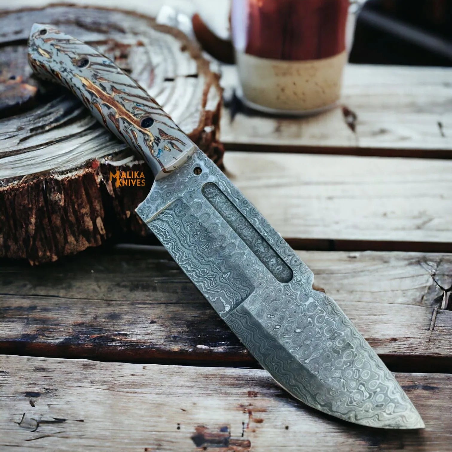 Damascus Bowie Knife Pine Cone Resin Handle