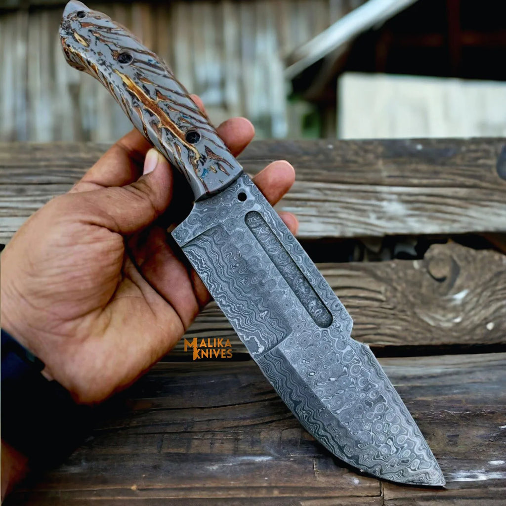 Damascus Bowie Knife Pine Cone Resin Handle