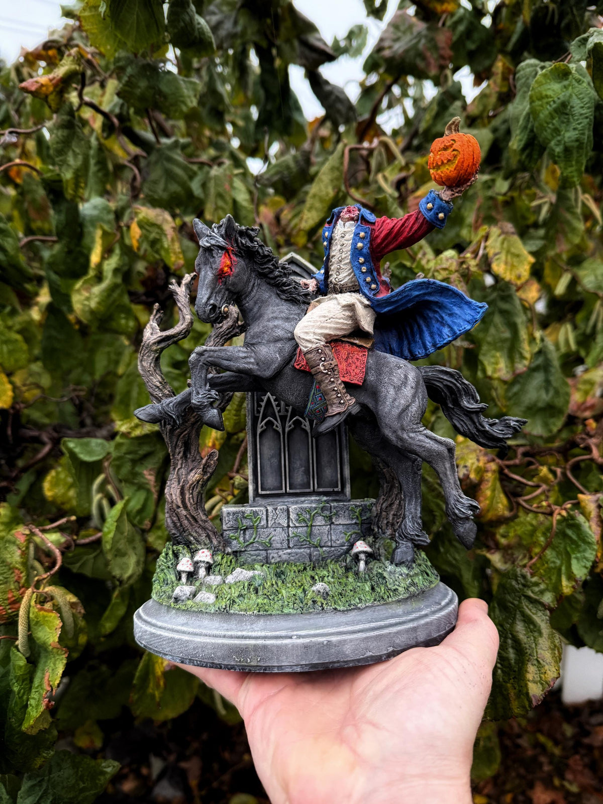 Full color resin Headless Horseman riding statue by Dellamorte & Co. Gothic Sleepy Hollow figurine for spooky Halloween decor