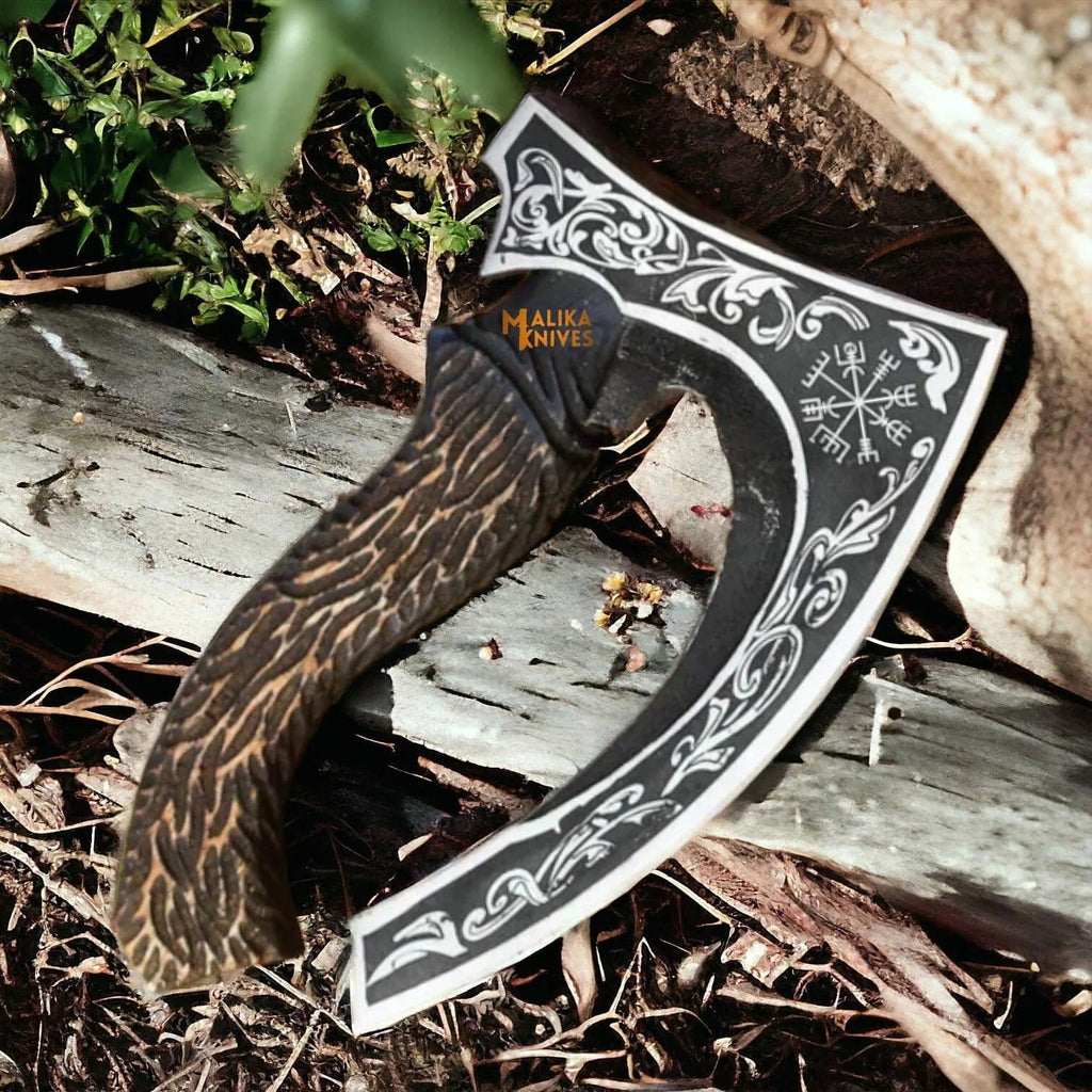 MALIKA KNIVES Vegvisir Viking pizza cutter axe with leather sheath, hand-forged steel blade, detailed Vegvisir rune design