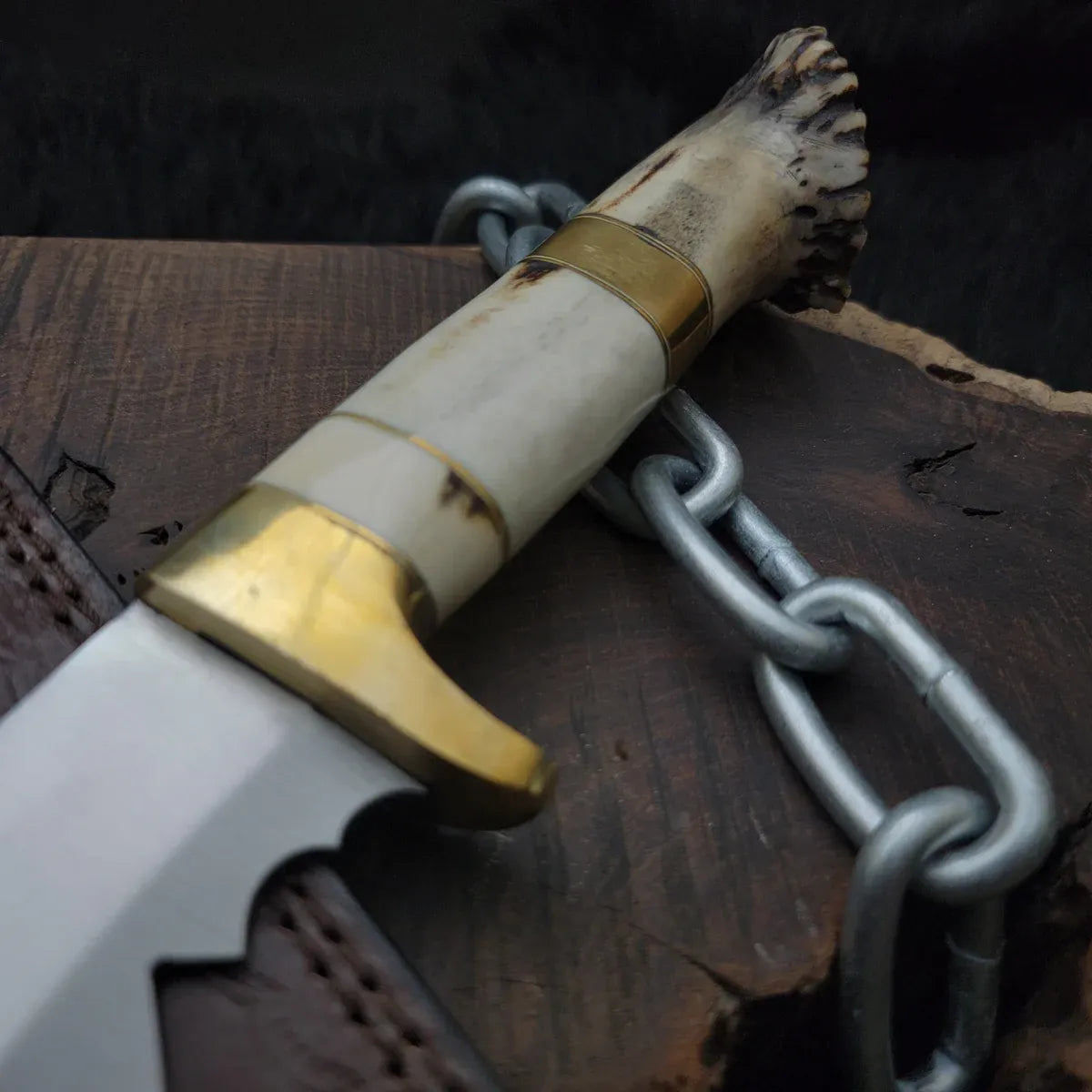 Red Dead Redemption 2 Knife With Antler Handle