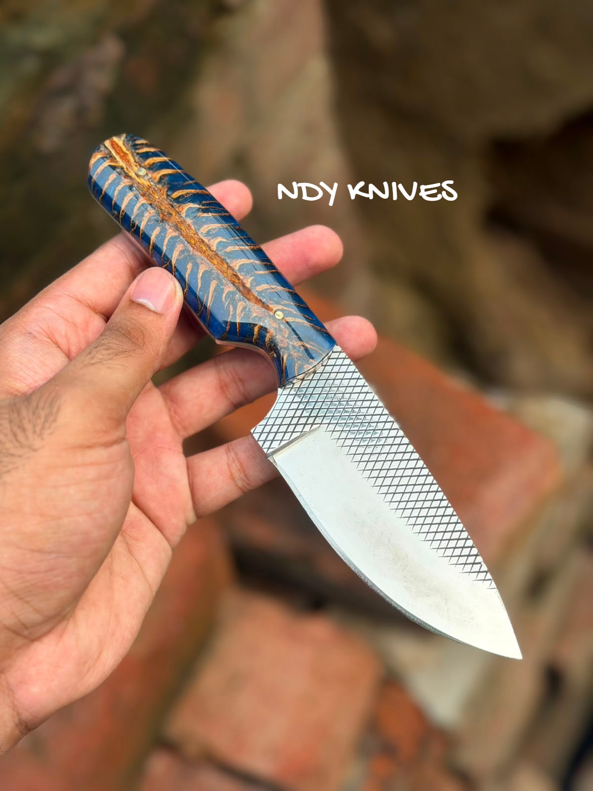 8" High-Carbon Rasp Steel Cowboy Knife with Blue Pinecone Handle