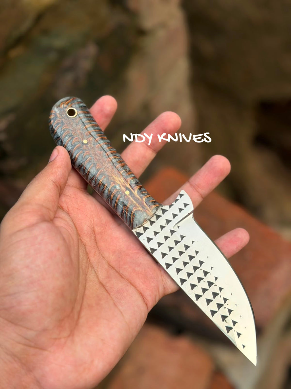 8" High-Carbon Rasp Steel Cowboy Knife with Charcoal Pinecone Handle