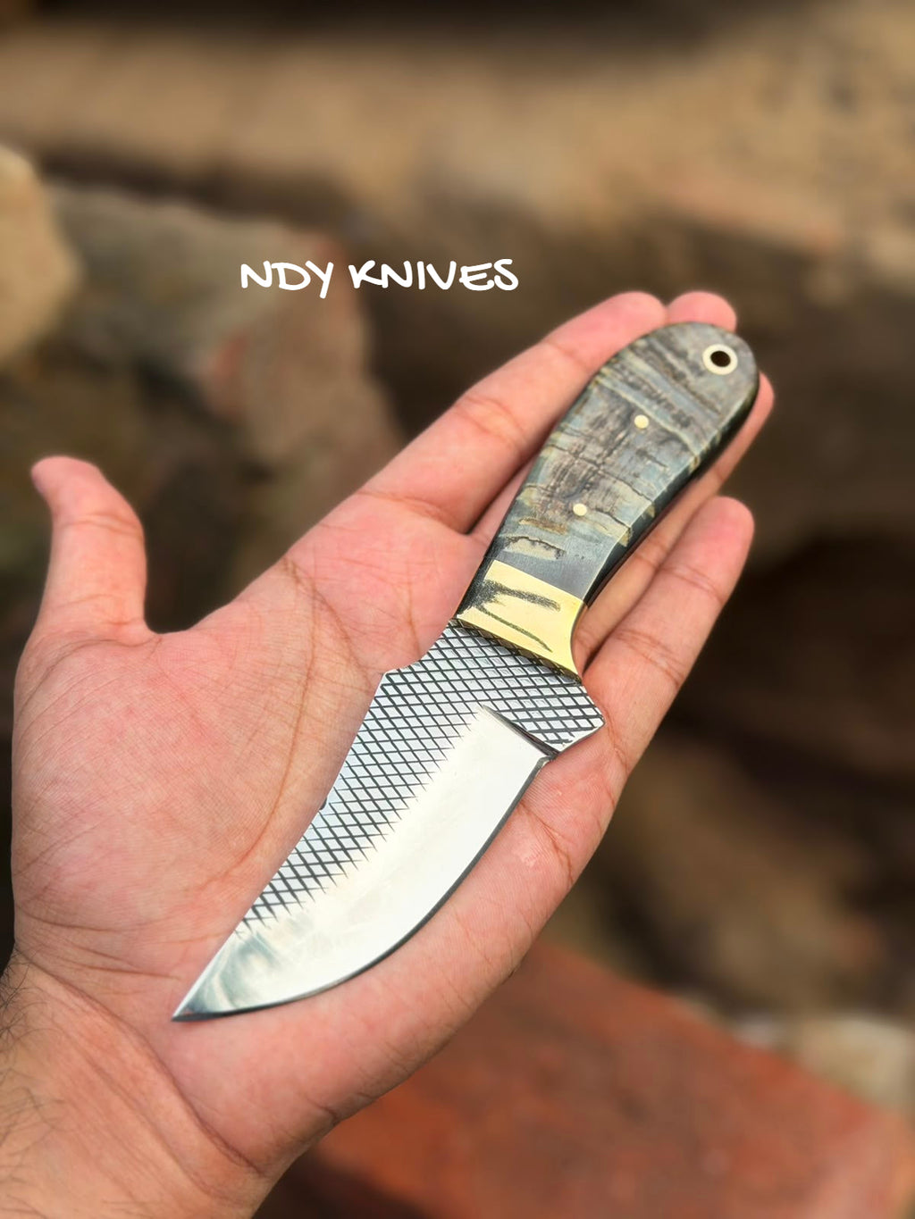 7" High-Carbon Rasp Steel Cowboy Knife with Textured Ram Horn Handle