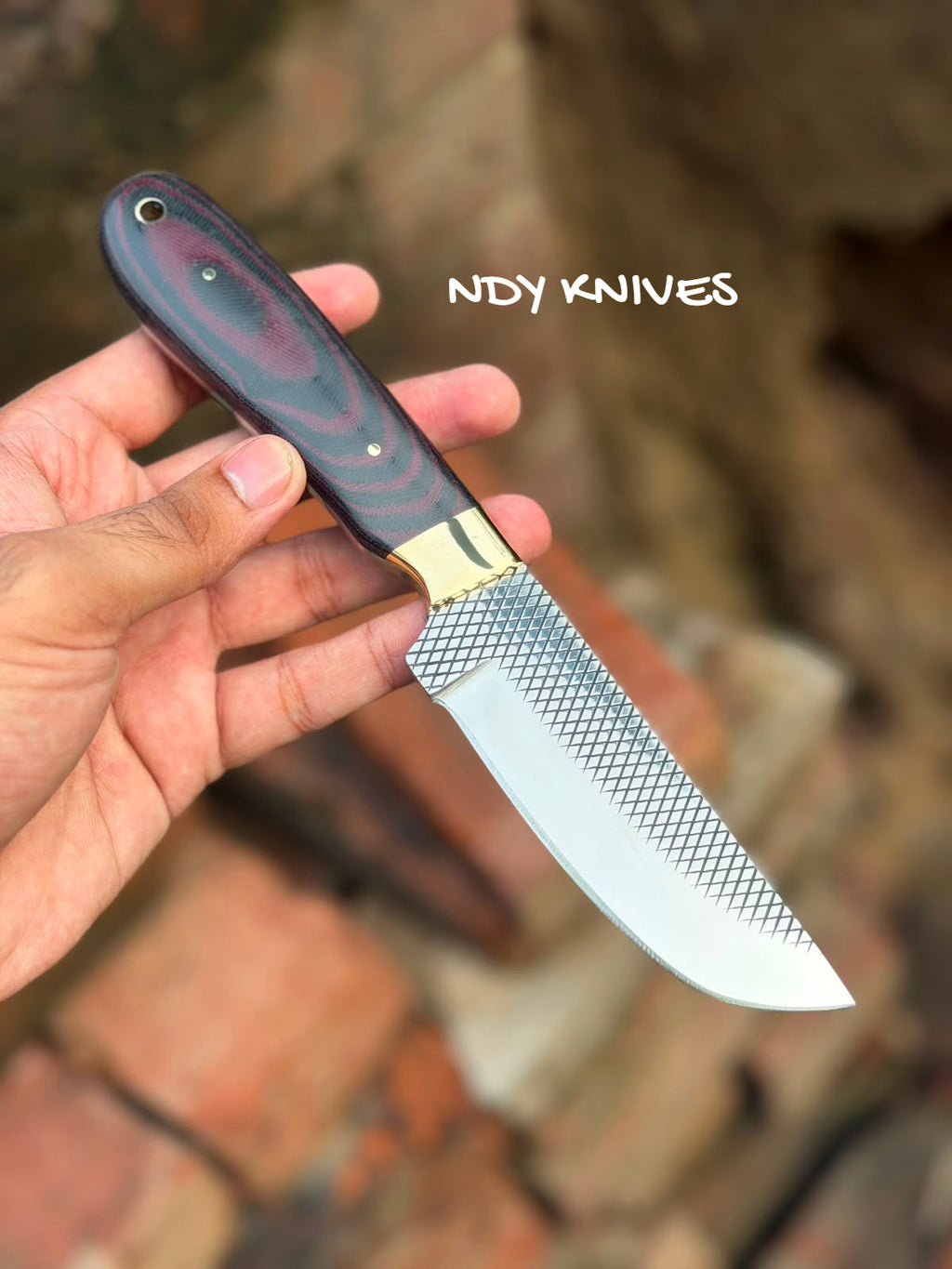 8" High-Carbon Rasp Steel Cowboy Knife with Black & Crimson G10 Micarta Handle