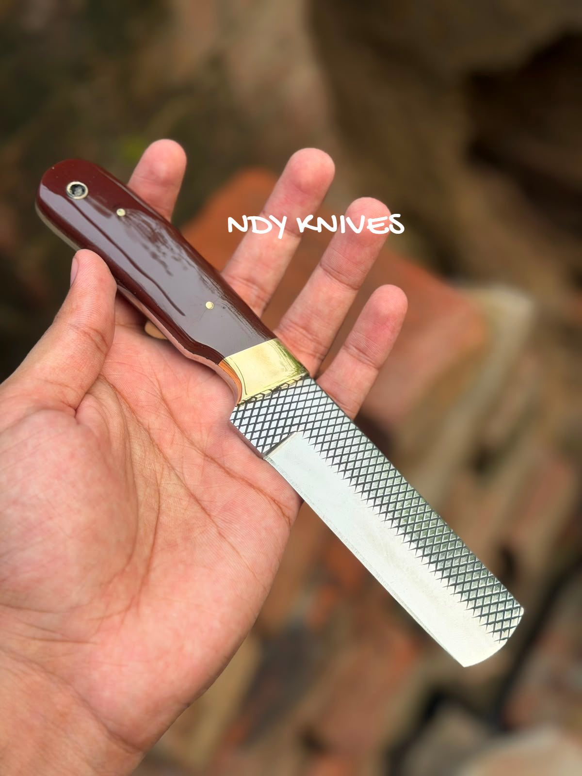 8" High-Carbon Rasp Steel Cowboy Bull Cutter Knife with Burgundy Resin Handle