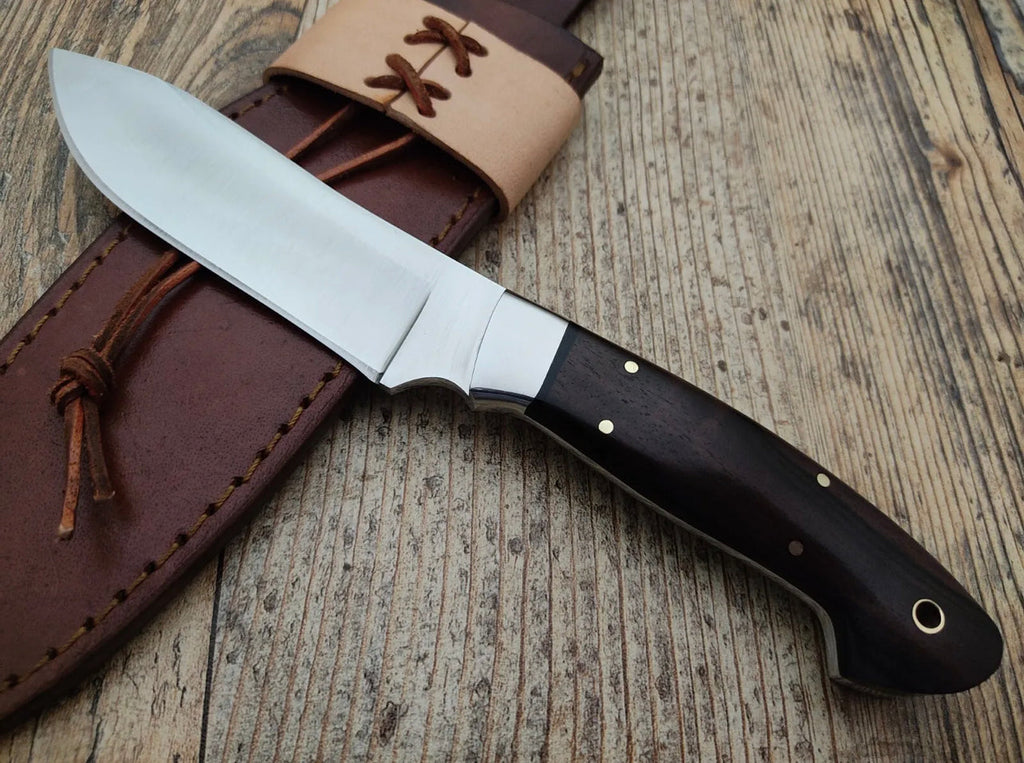 Handmade hunting knife
