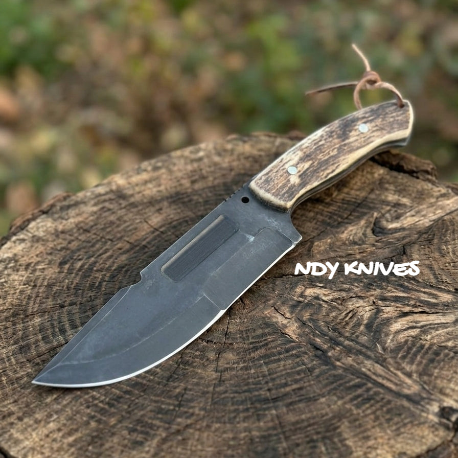 Acid Patina High Carbon Hunting Knife – Fixed Blade Antler Handle