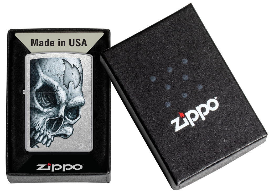 Zippo Skull and Flame, Street Chrome Lighter #46587