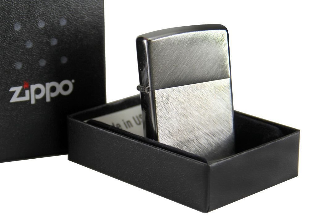 Zippo Classic Herringbone Sweep Lighter #24648
