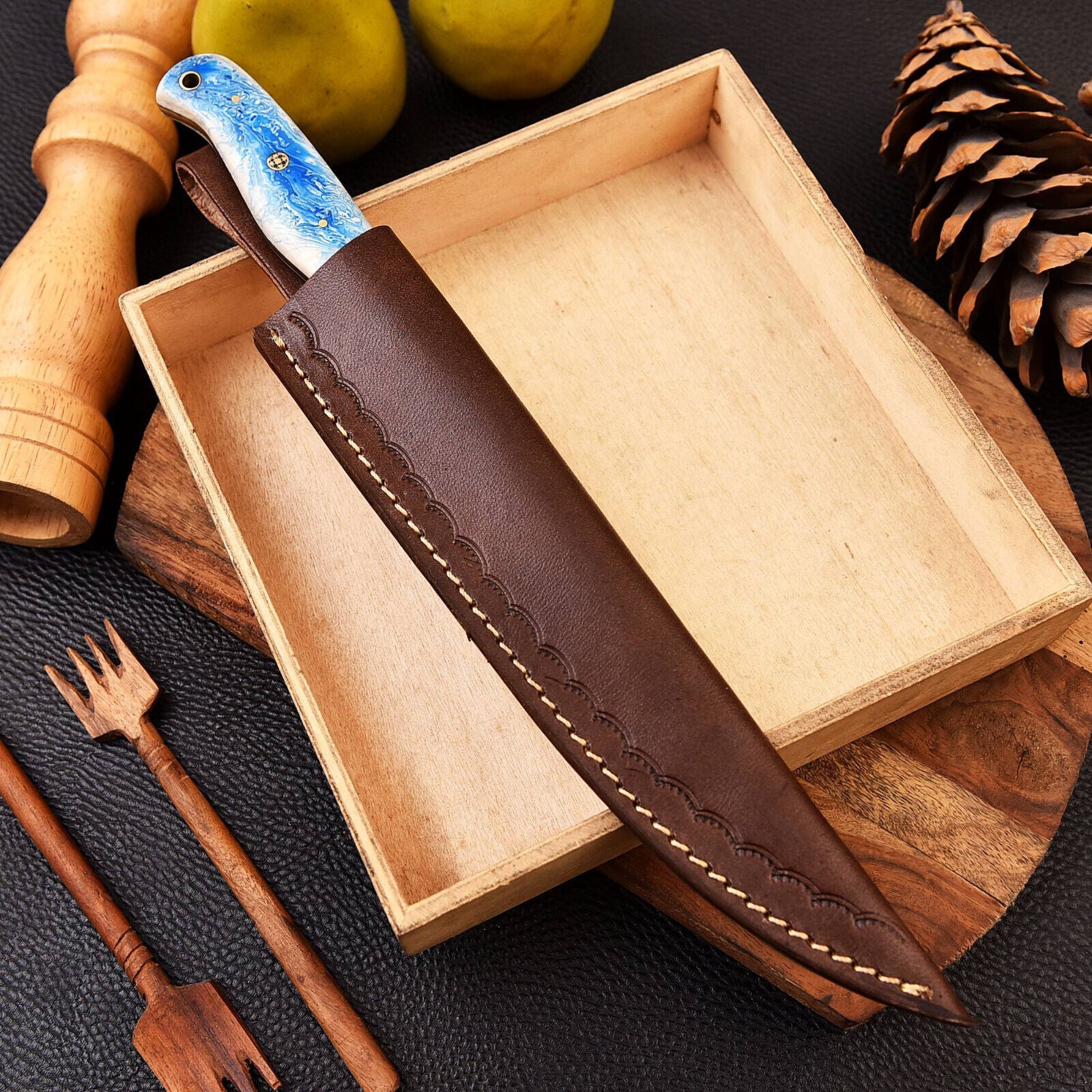 Handmade Damascus Fillet Knife – Brass & Resin Handle with Leather Sheath | Best Fillet Knife