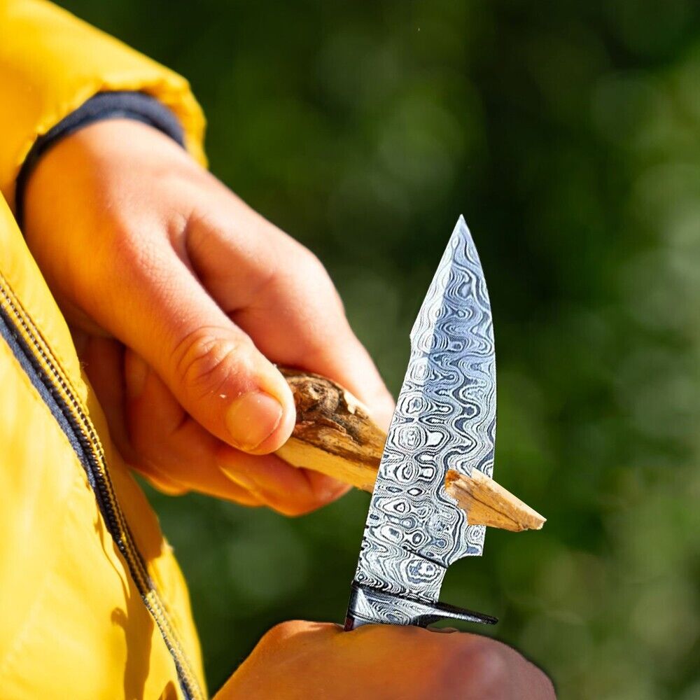 Custom Handmade Damascus Steel Bobcat Knife – 10-Inch Blade with Damascus Steel Guard & Rosewood Handle, Includes Leather Sheath