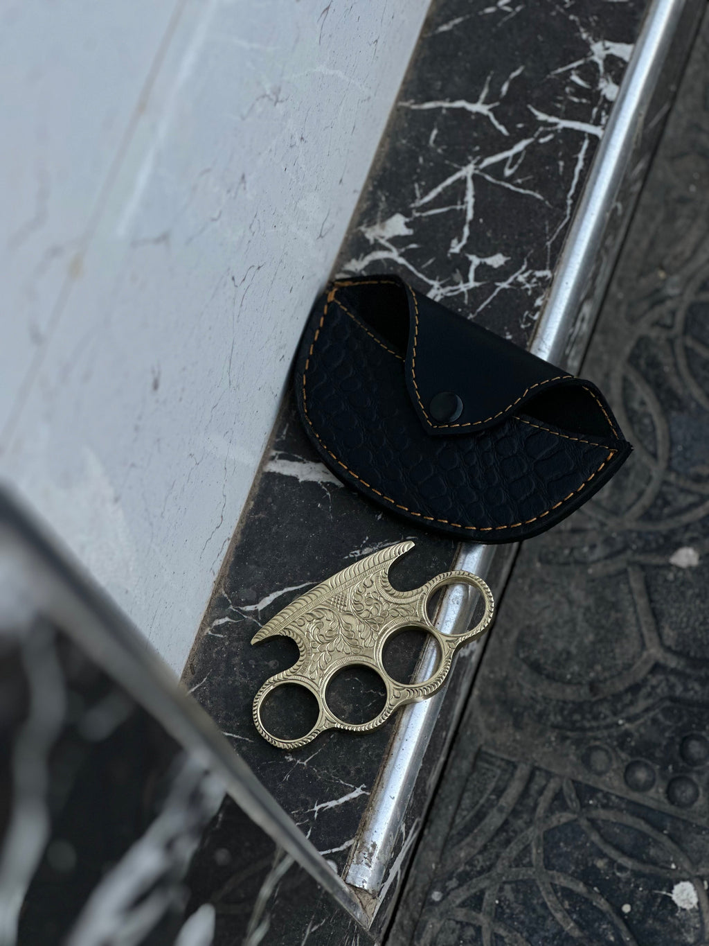 Luxury Handcrafted Brass Knuckle with Engraving & Leather Sheath
