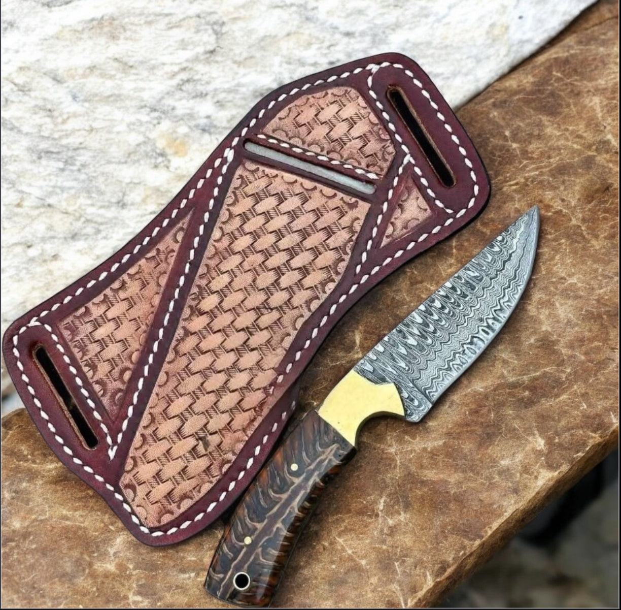 Western Cowboy Belt Knife – 9" Handmade Damascus Steel Blade with Pine Cone Handle & Leather Sheath