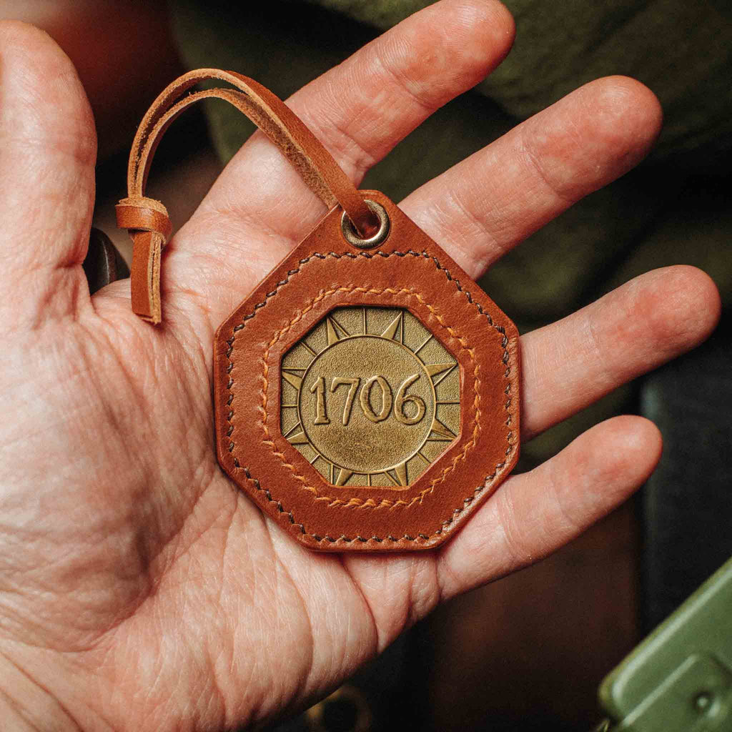 Peso Pocket v4 Plus – Octagonal Coin Holder | Pirate Goods