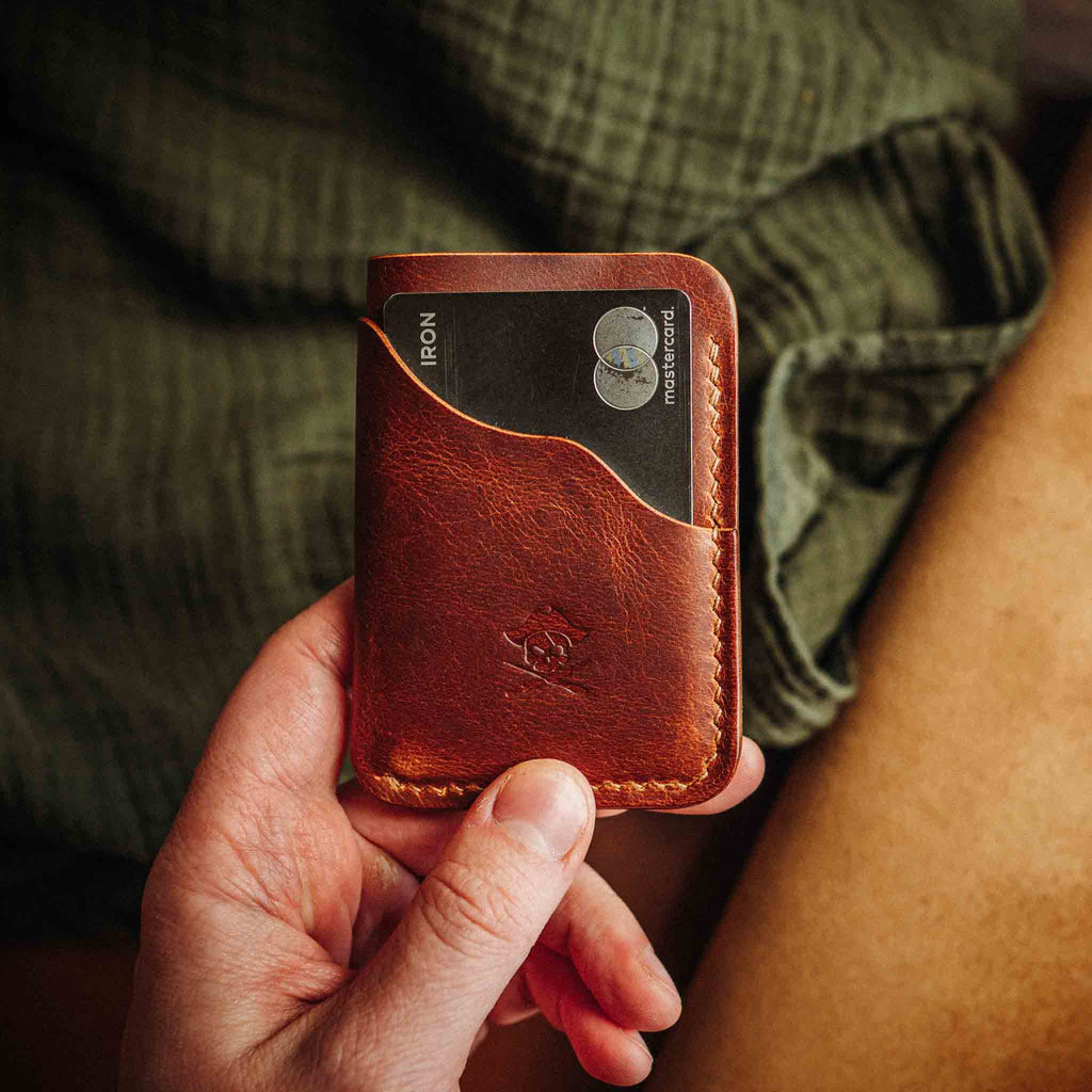 Venturer v2 – Minimalist Leather Wallet