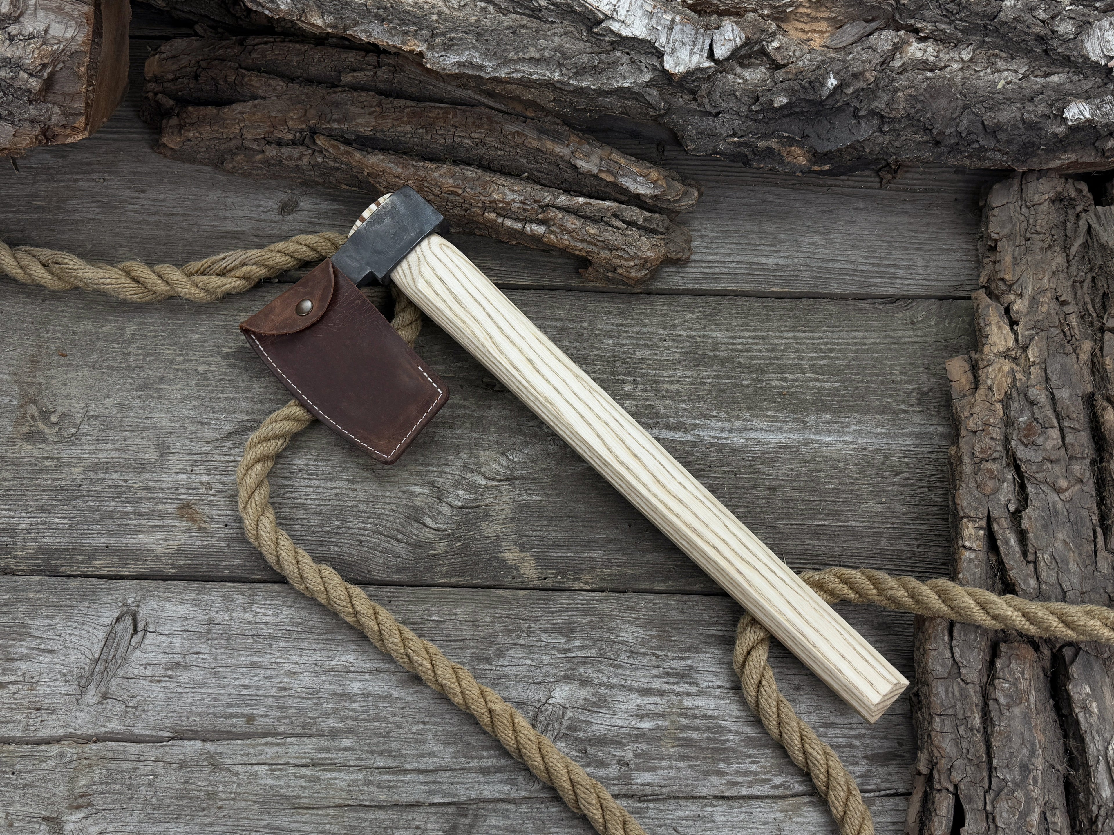 Hand-Forged Carpenter's Axe with Belt Loop, 0.84 kg (1.85 lb)