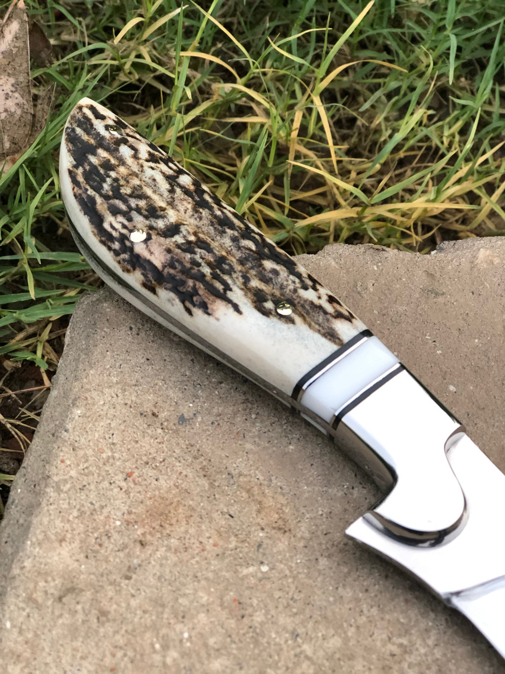 Best Custom Handmade D2 Steel Fishing Fillet Knife - Stag Horn Handle with Steel Bolster & Leather Sheath | Top Flexible Fillet Knives