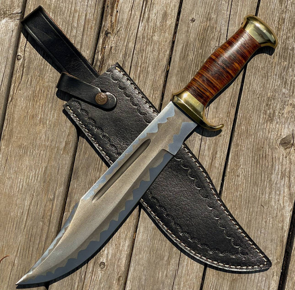 Cskforged Brave Exploration II outdoor hunting Bowie knife with a leather handle and stainless steel blade, suitable for outdoor adventures.