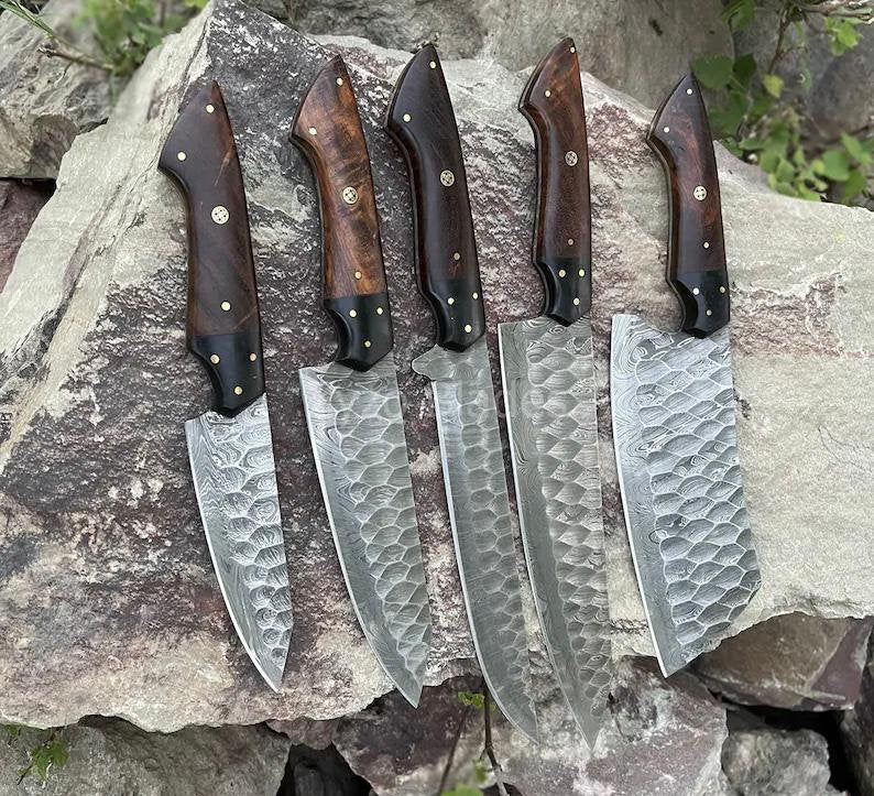 Beautiful Damascus Steel Knife – 8" Handmade Damascus Blade with Rosewood Handle & Leather Sheath
