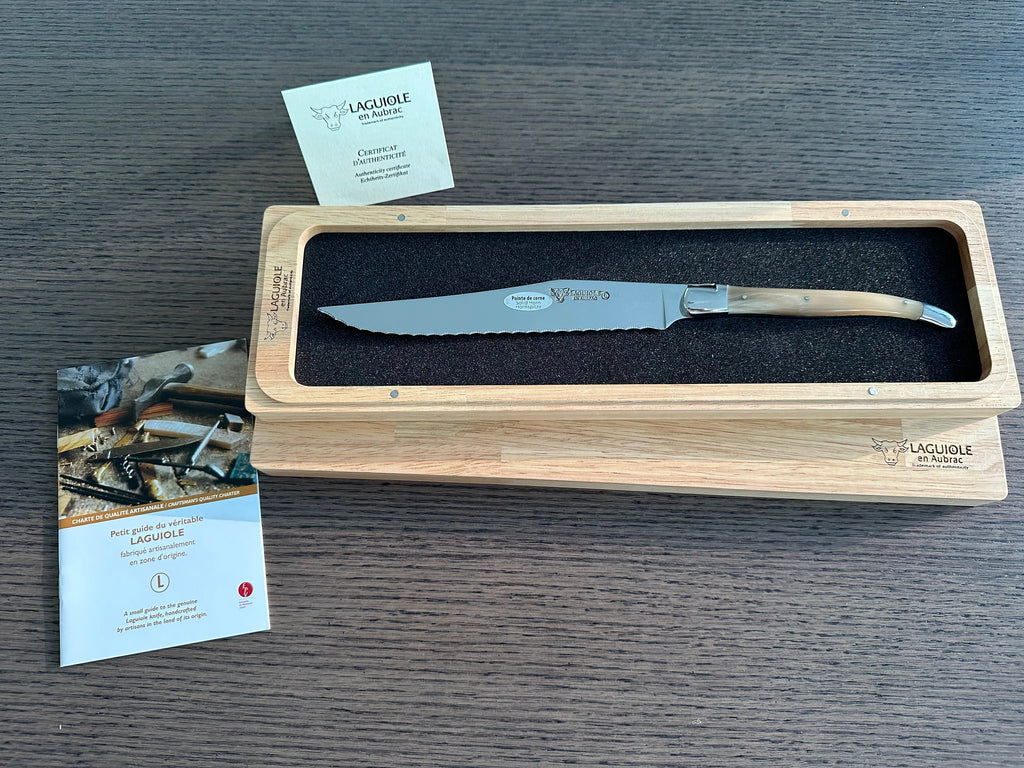 Laguiole en Aubrac Stainless Steel Bread Serrated Knife With Solid Horne Handle, 7-in