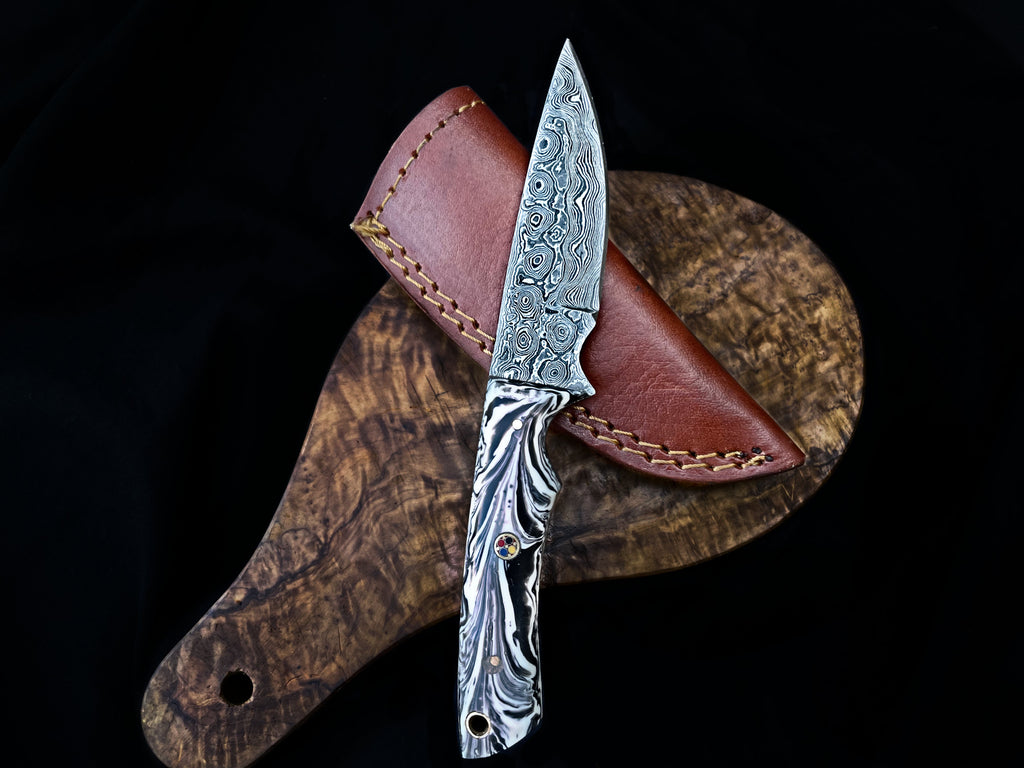 Hand-Forged Damascus Steel Hunting Knife