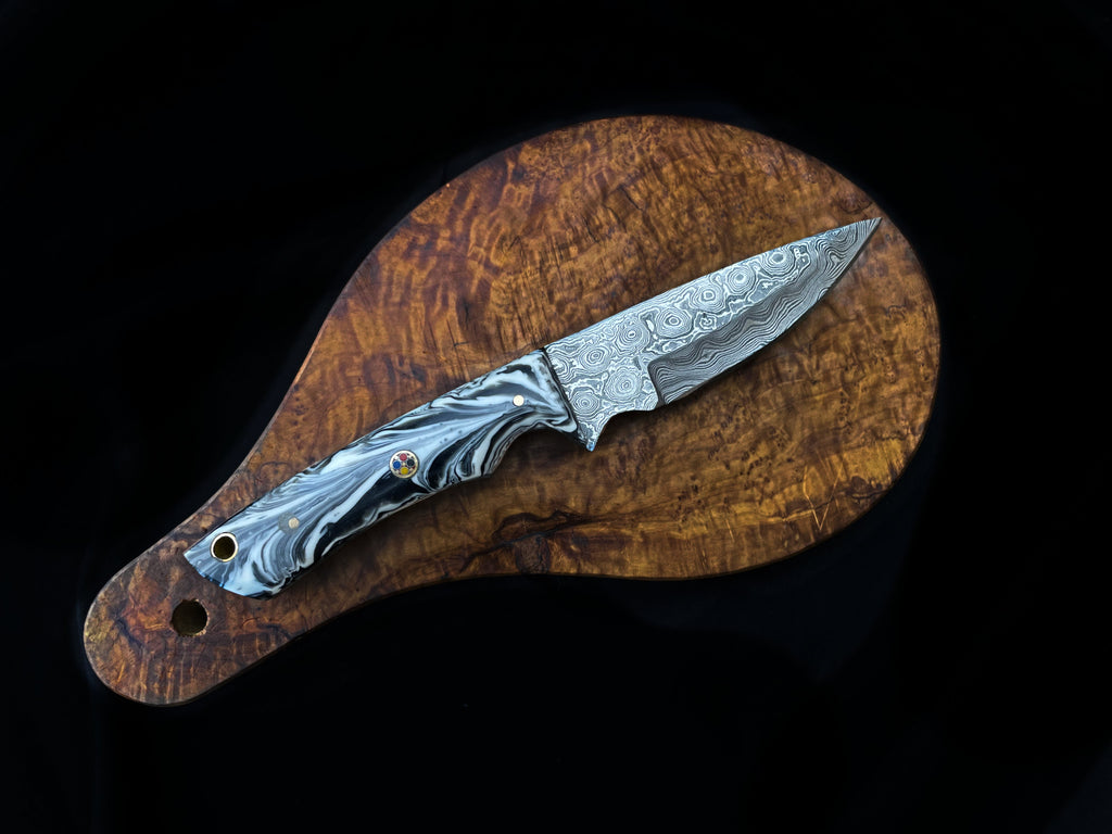 Hand-Forged Damascus Steel Hunting Knife