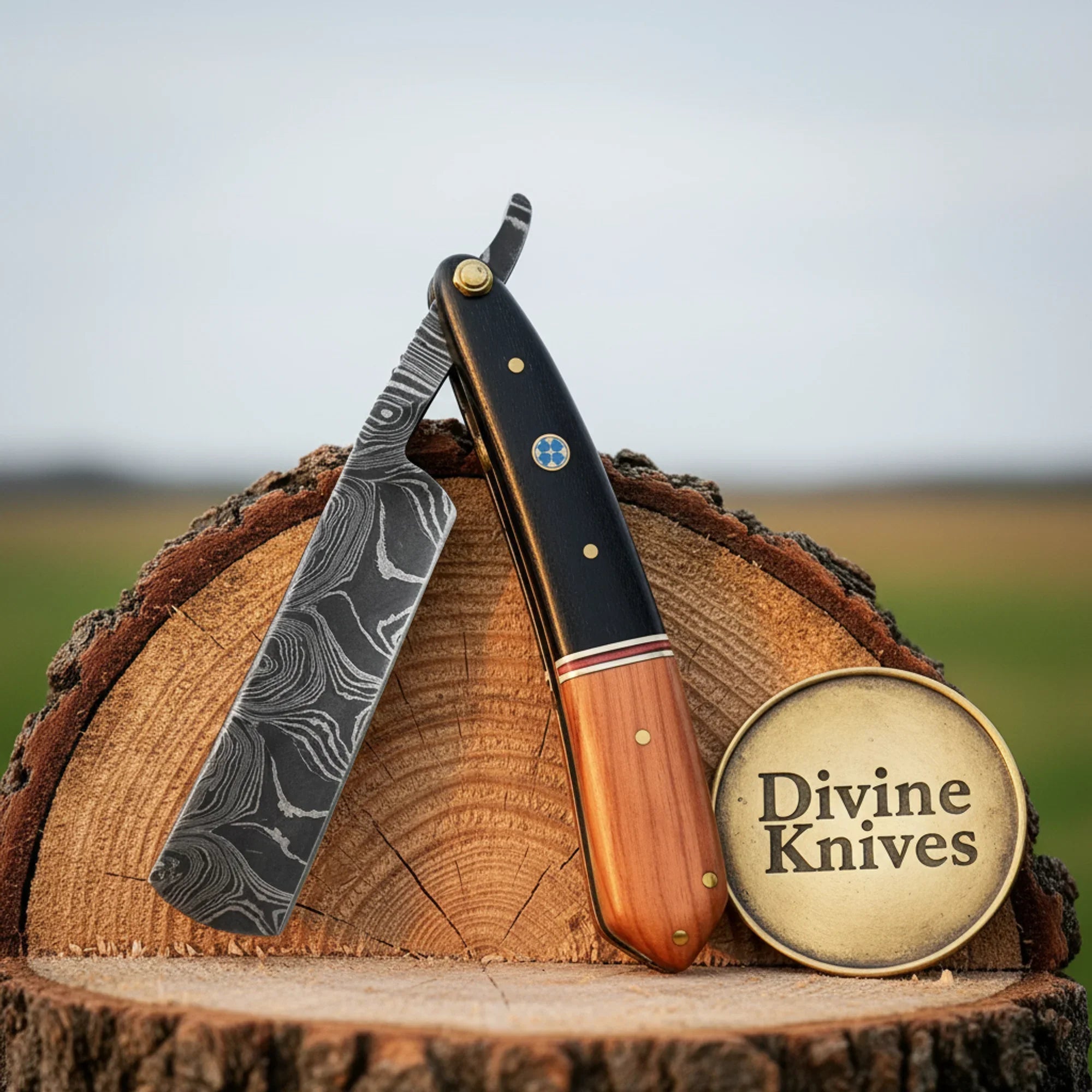 Black & Olive Wood Damascus Straight Razor – Handcrafted Cut-Throat Razor with 4-Inch Edge