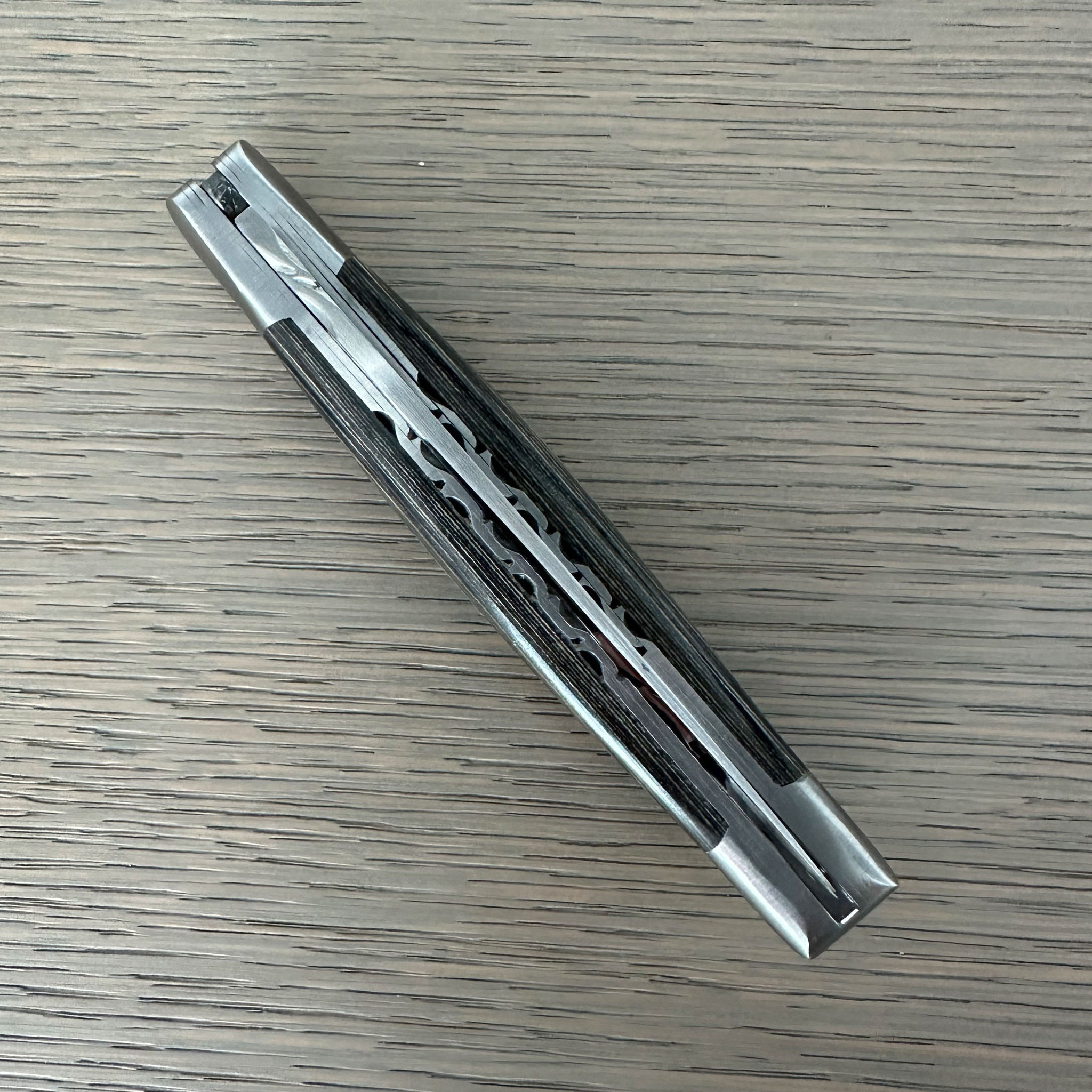 Laguiole en Aubrac Double Plated Knife Grey Pakka Handle, 4.7"
