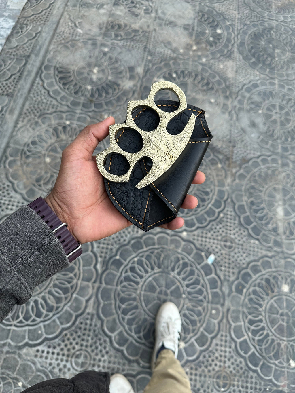 Handmade Brass Knuckle – Hand-Engraved with Premium Leather Carry Case