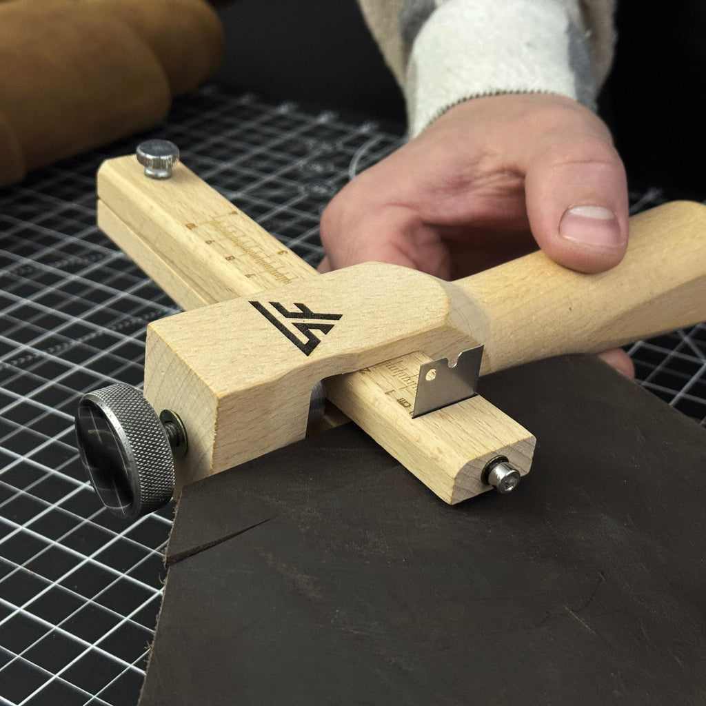 Adjustable Leather Strap & Belt Cutter