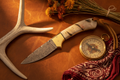 Wild West Knife – Damascus Steel, Sheep Horn Handle & Brass Bolster | 6.25"