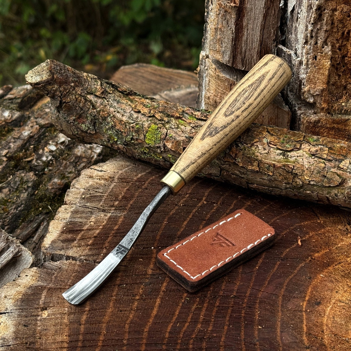 Curved Detail Carving Gouge – 12 mm (0.47 inches)