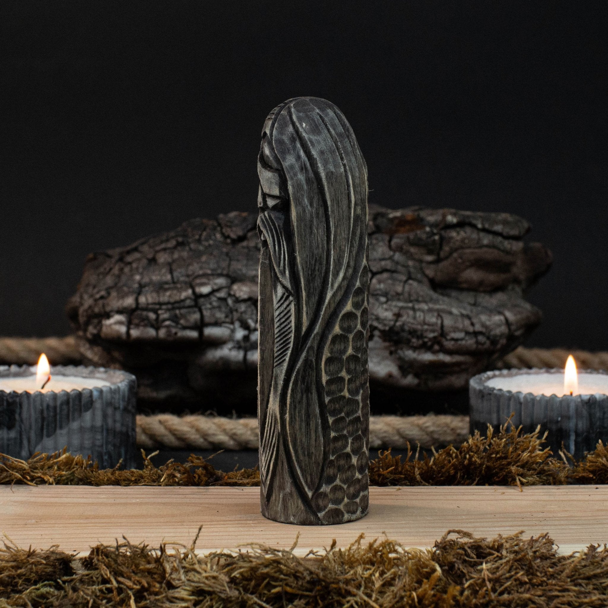 Hand-Carved Odin Figurine – 13 cm (5.1 inches) Wooden Norse God Sculpture