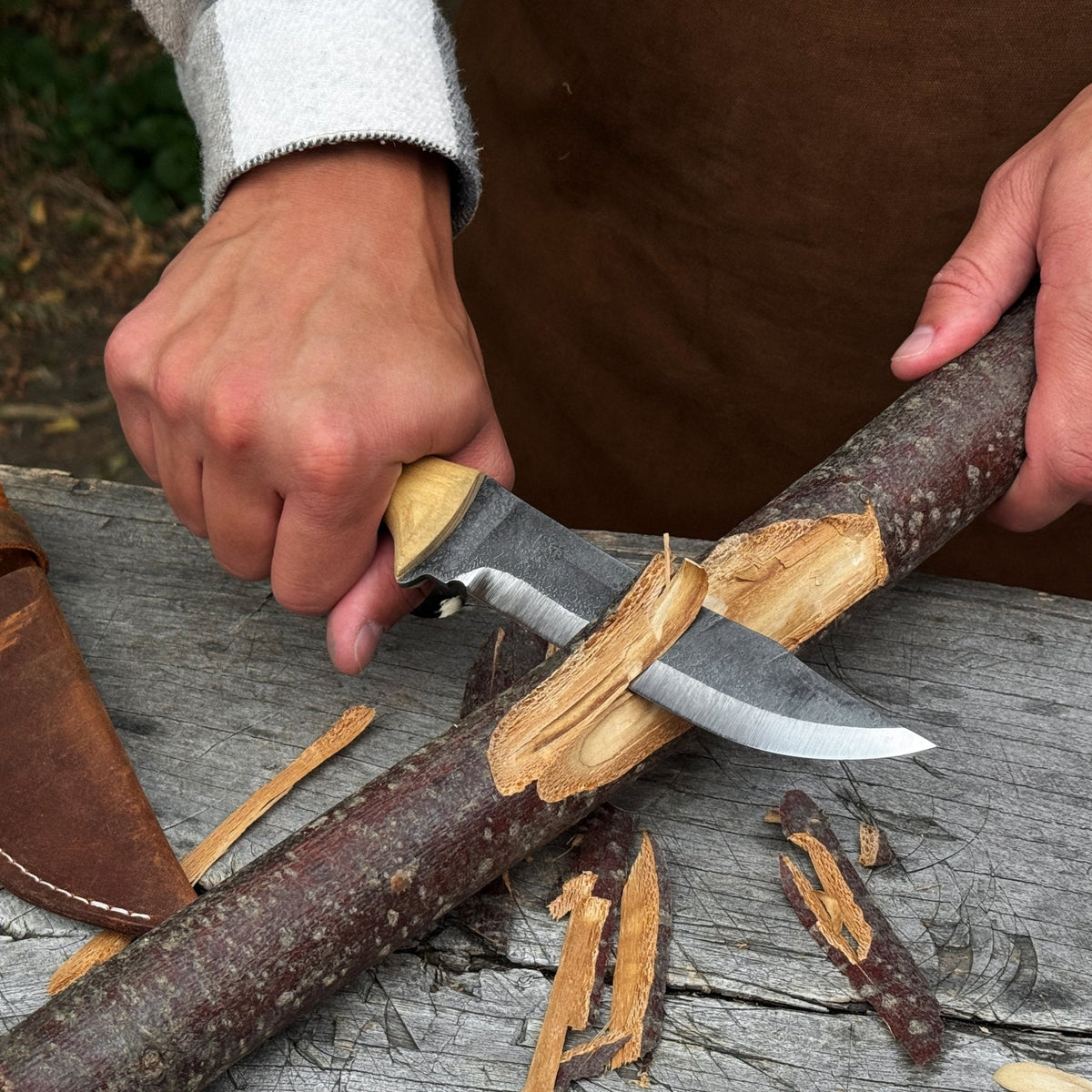 Hand-Forged Bushcraft Knife 12 cm - outdoor fixed blade knife | Relic & Reel