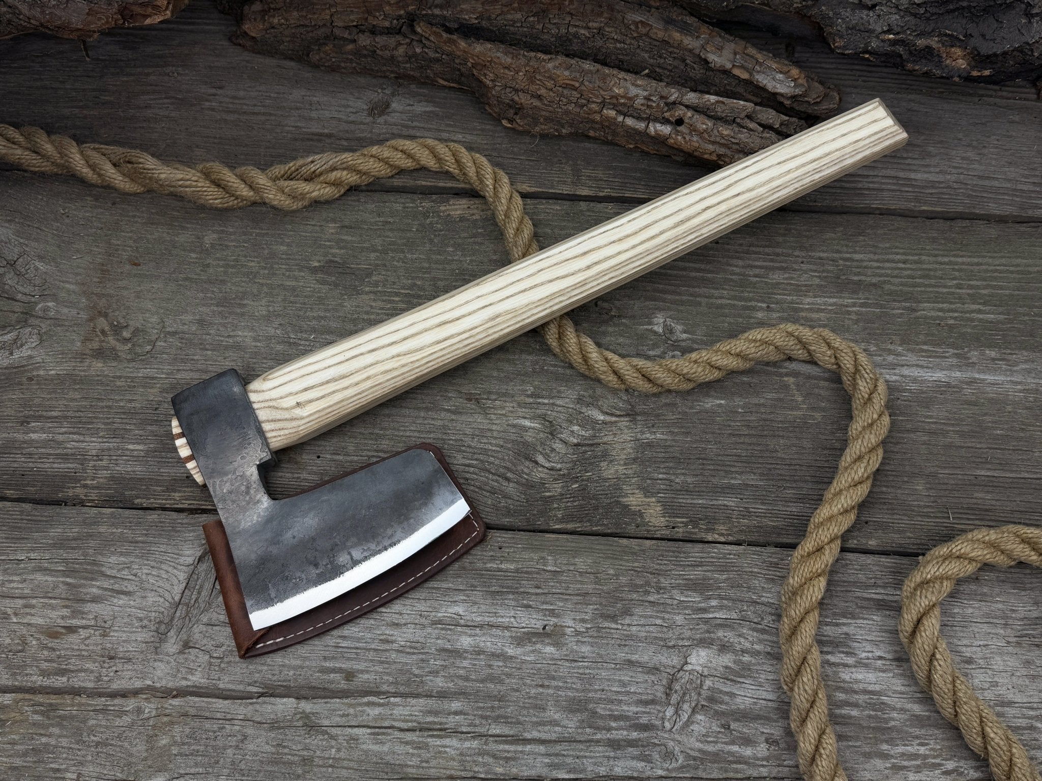 Hand-Forged Carpenter's Axe with Belt Loop, 0.84 kg (1.85 lb)