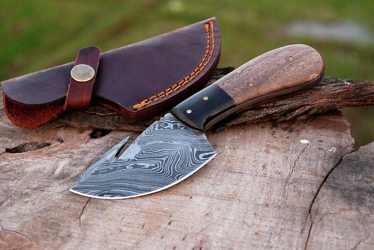 CUSTOM HANDMADE DAMASCUS GUTHOOK HUNTING KNIFE HANDLE Guard Buffalo horn OLIVE WOOD