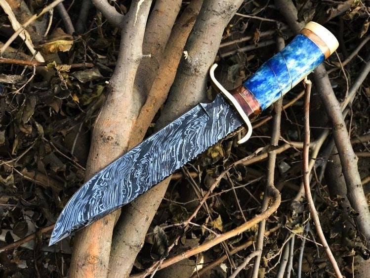 Handmade Damascus steel hunter Bowie knife with wooden handle and intricate blade pattern, crafted by Knives Gear Garage.
