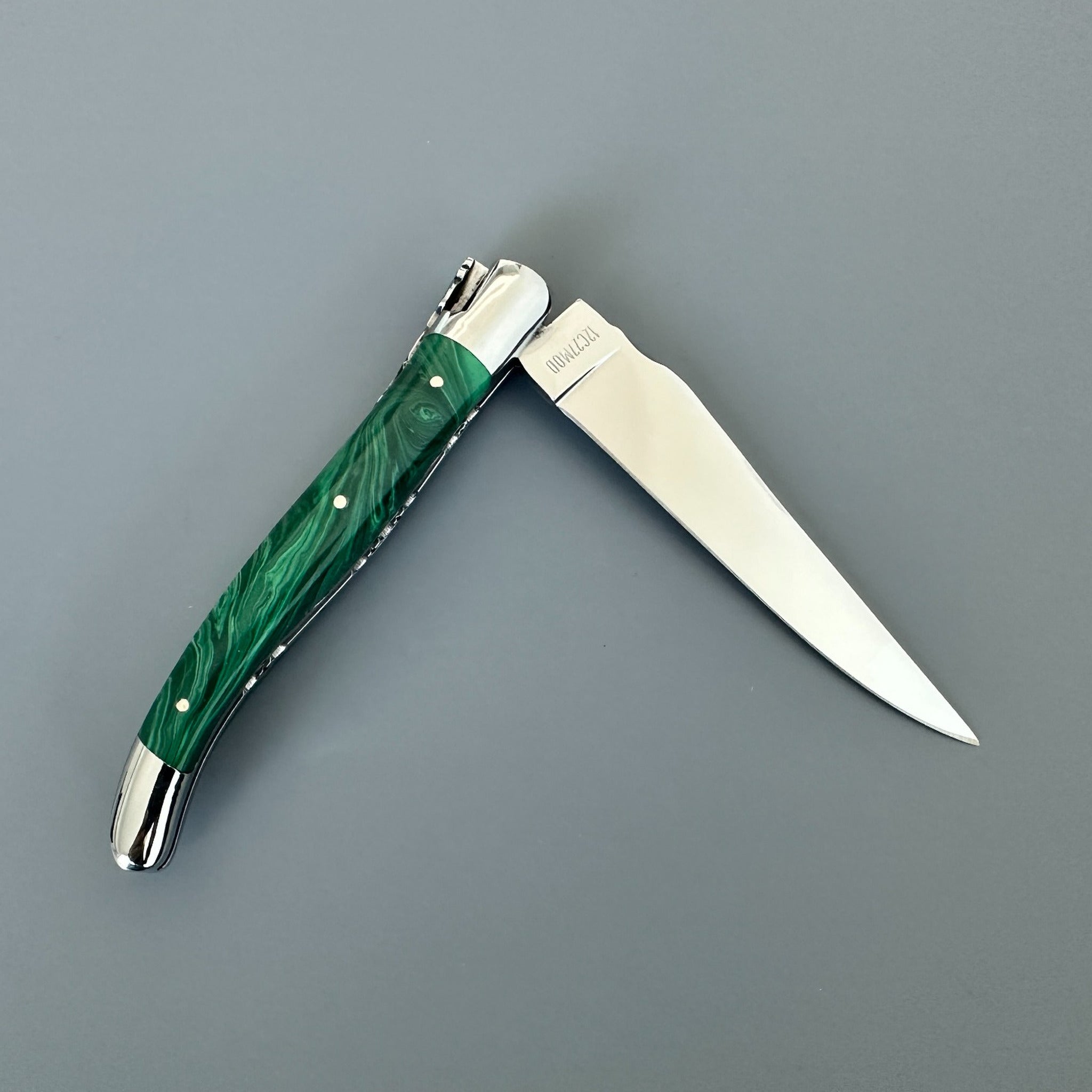 Laguiole en Aubrac Double-Plated Knife – Malachite Handle, 4.7″