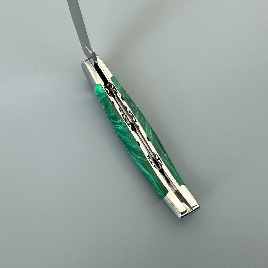 Laguiole en Aubrac Double-Plated Knife – Malachite Handle, 4.7″