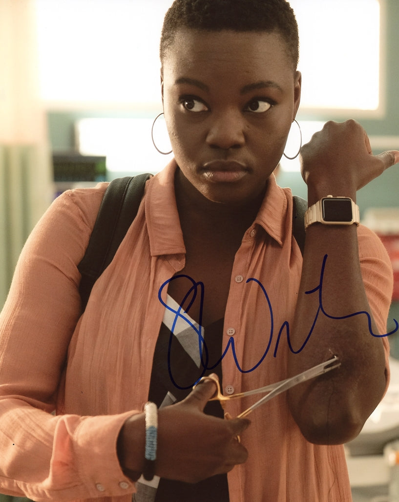 Shaunette Renee Wilson Signed 8x10 Photo - Video Proof