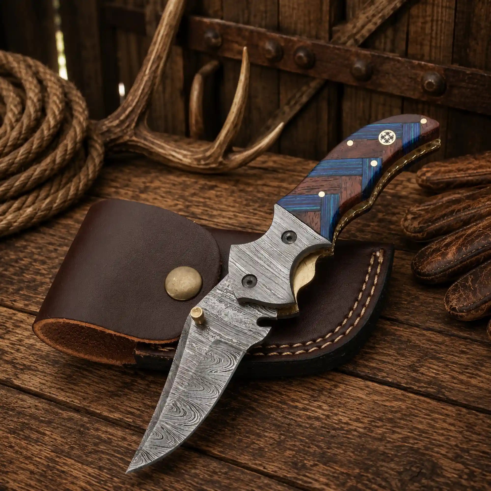 7.25" Western Cowboy Folding Pocket Knife – Damascus Steel & Compact Wood Handle